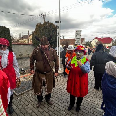 Fašiangový sprievod masiek a pochovávanie basy  Obrázok 27