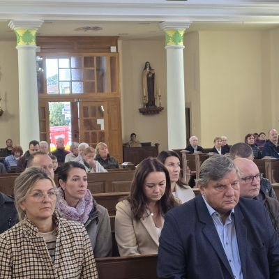 Sv. OMŠA A POĎAKOVANIE PÁNU BOHU ZA OCHRANU PRED POVODŇOU A ZA BOŽIE POŽEHNANIE PRE VŠETKÝCH, KTORÍ SA O TO PRIČINILI  Obrázok 46